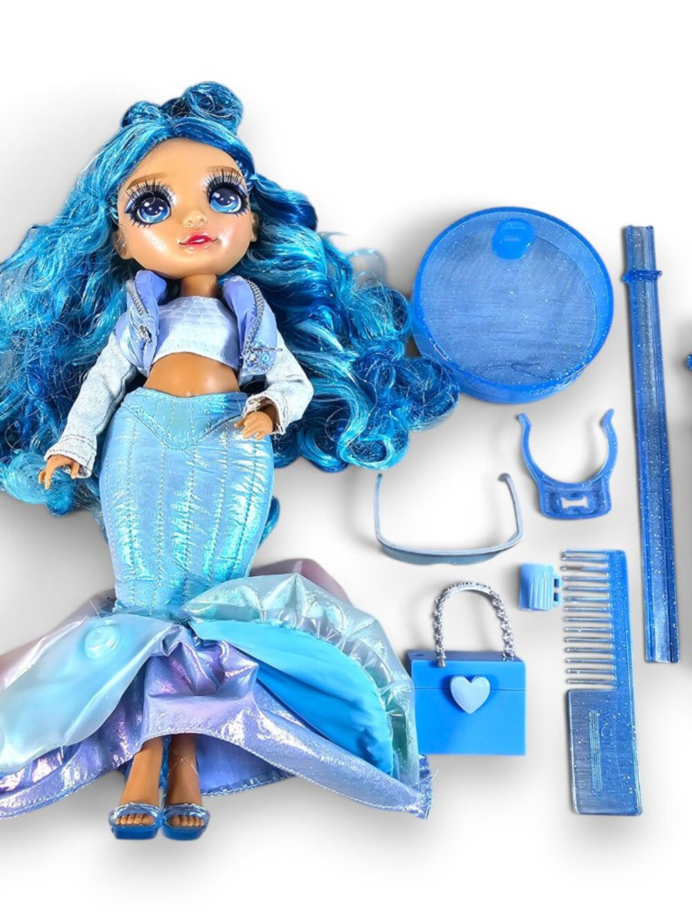 MGA Entertainment Rainbow High Winter Wonderland Skyler Bradshaw Doll Blue 10"